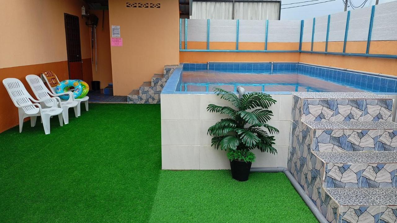 Ns Homestay Private Pool Tanah Merah  Eksteriør billede