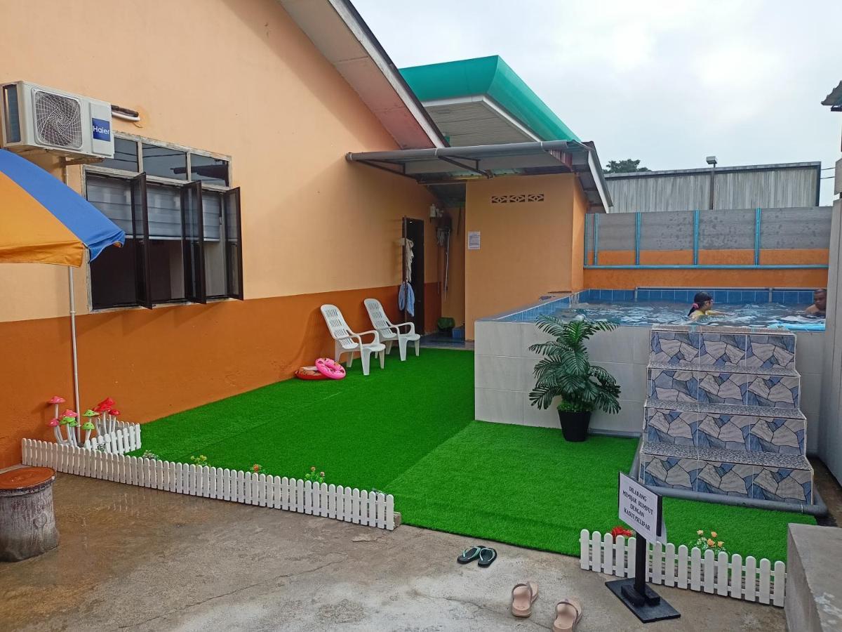 Ns Homestay Private Pool Tanah Merah  Eksteriør billede